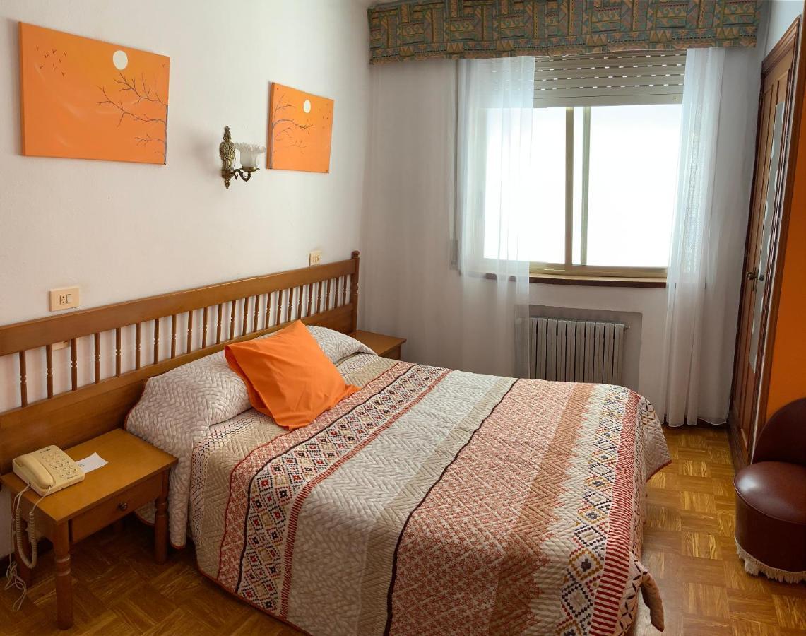 Hotel Espana Луго Екстериор снимка